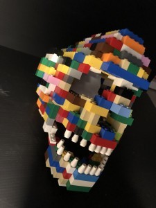Crâne humain multicolore échelle 1/1